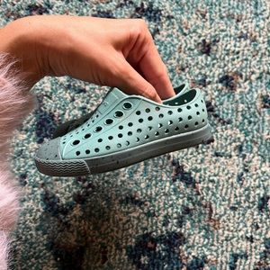 Native shoes toddler size C5.